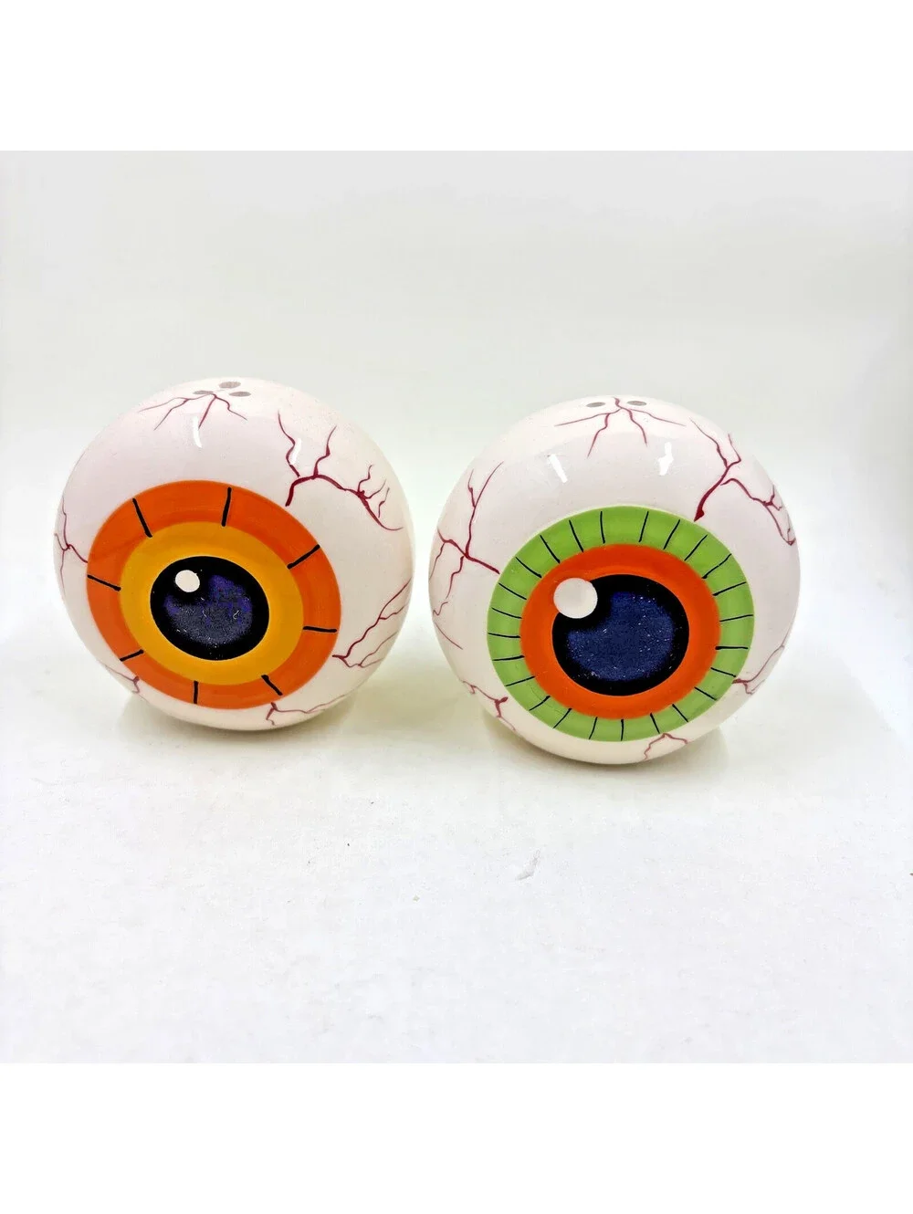 SPOOKY Eyeballs Salt & Pepper Shakers Ceramic Bloodshot Green Orange Halloween